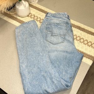 American eagle mom jeans